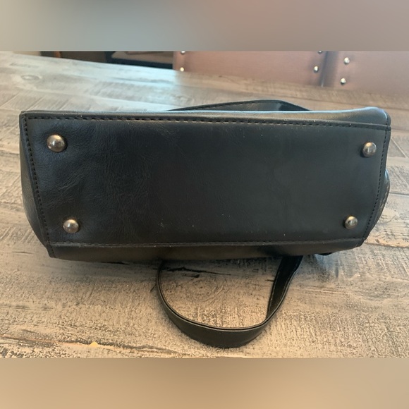 2 Piece Bag Purse Set, handles strap, NWOT, Black and Brown Faux leather - Picture 9 of 12